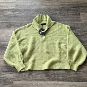 Chyrri Women’s Light Olive Green Turtleneck Sweater